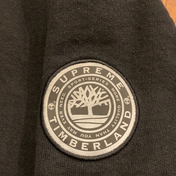 Supreme Timberland Hoodie - Picture 3 of 7